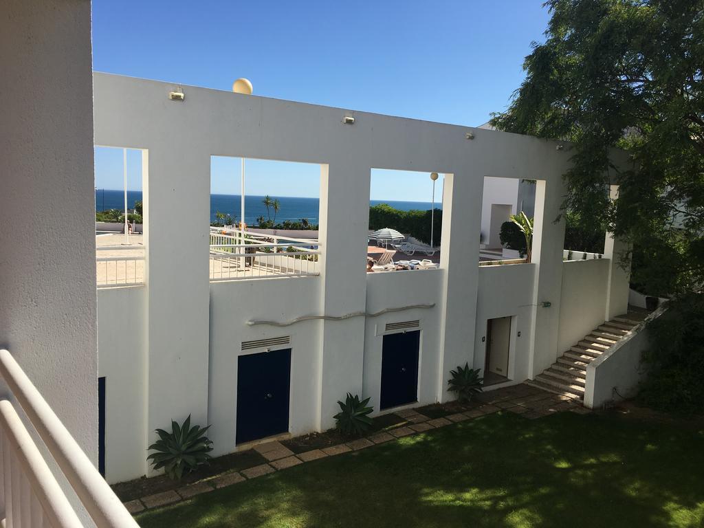 Apartamento de 1 dormitorio con vistas laterales al mar